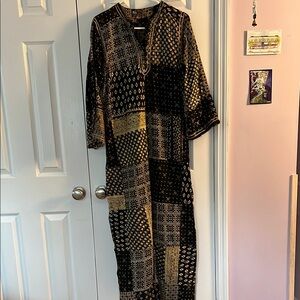 Vintage Batikwalla Caftan Black Gold Long sleeve  Size 8 Cotton